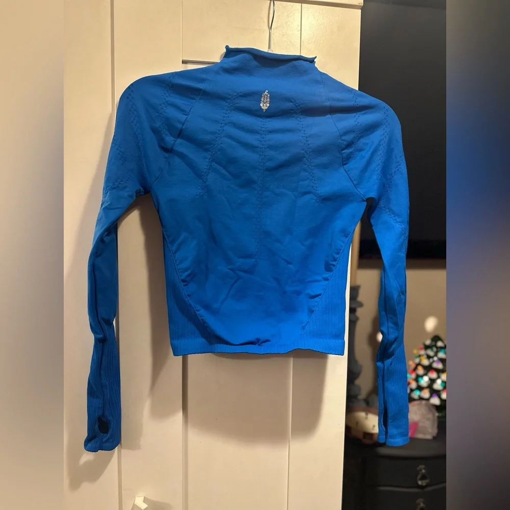 NWOT Free People Movement Good Karma High Neck Layer In Classic Blue $88 MSRP